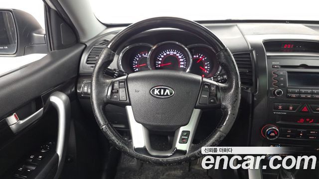 Kia Sorento 2010 — photo 13