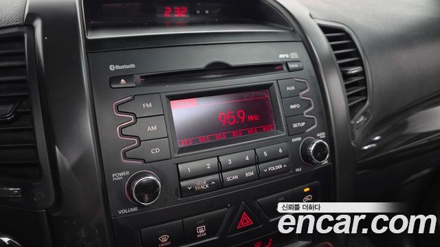 Kia Sorento 2010 — photo 14