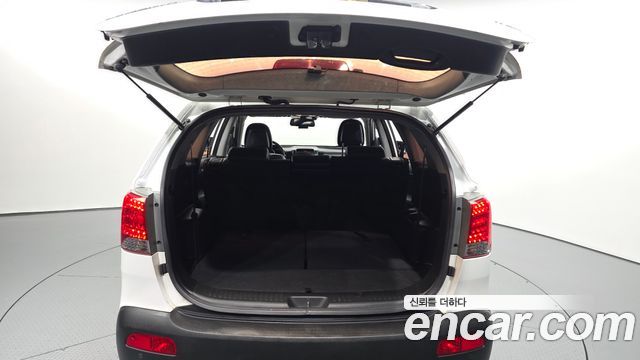 Kia Sorento 2010 — photo 20