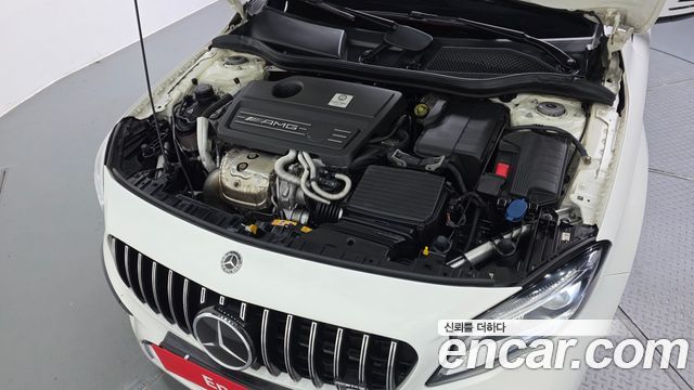 Mercedes-Benz GLA-Class 2018 — photo 6