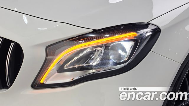 Mercedes-Benz GLA-Class 2018 — photo 8