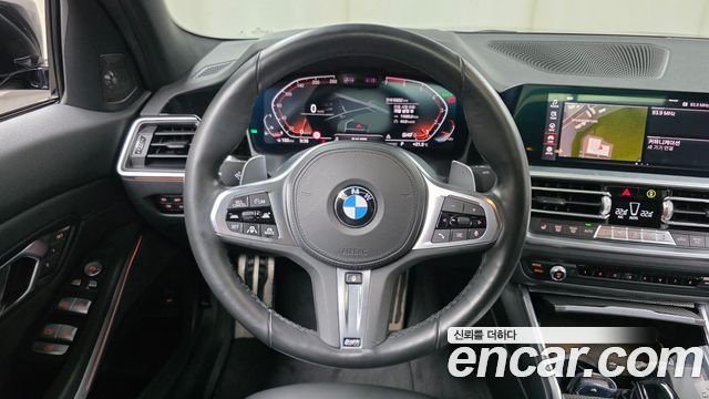 BMW 3-Series 2021 — photo 13