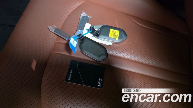 Kia K5 2024 — photo 28