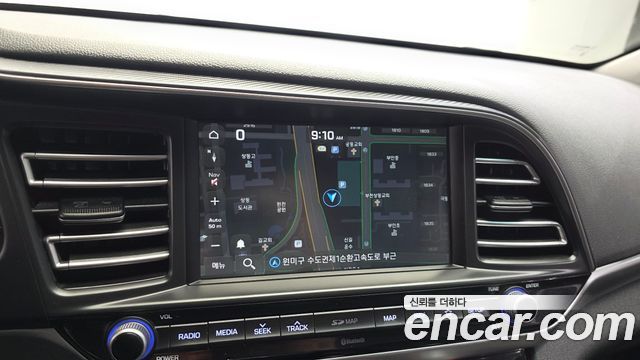 Hyundai AVANTE 2020 — photo 15