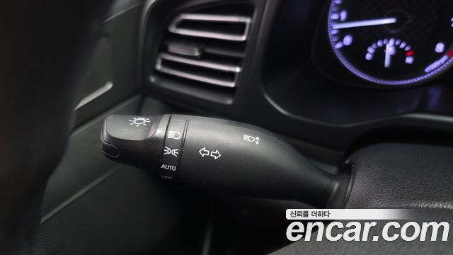 Hyundai AVANTE 2020 — photo 19