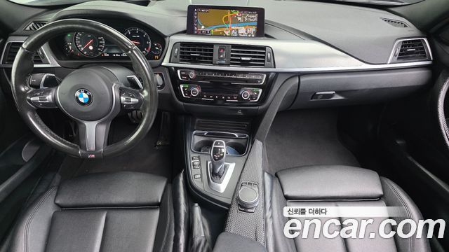 BMW 3-Series 2018 — photo 7