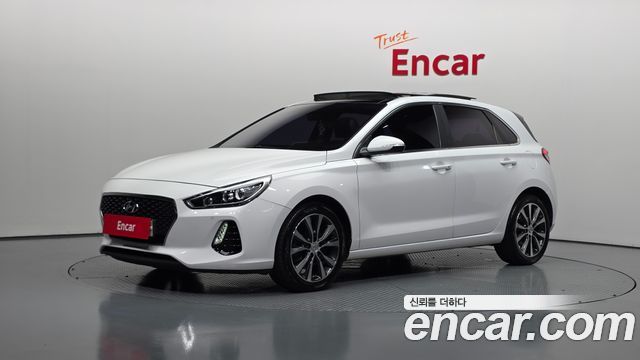 Hyundai i30 2018 — photo 1