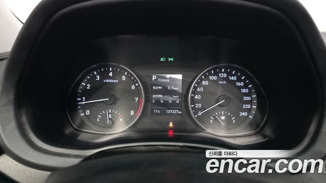 Hyundai i30 2018 — photo 8
