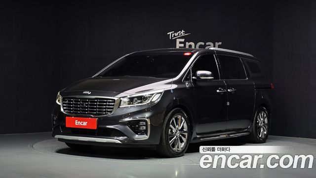 Kia Canival 2020 — photo 1
