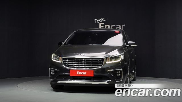 Kia Canival 2020 — photo 3