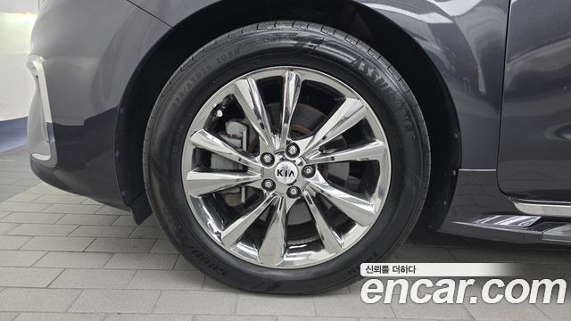 Kia Canival 2020 — photo 5