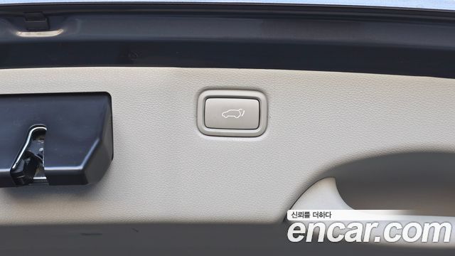 Kia Canival 2020 — photo 19