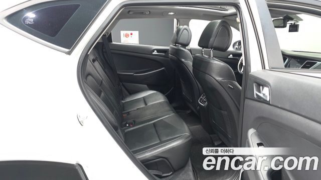 Hyundai Tucson 2016 — photo 12