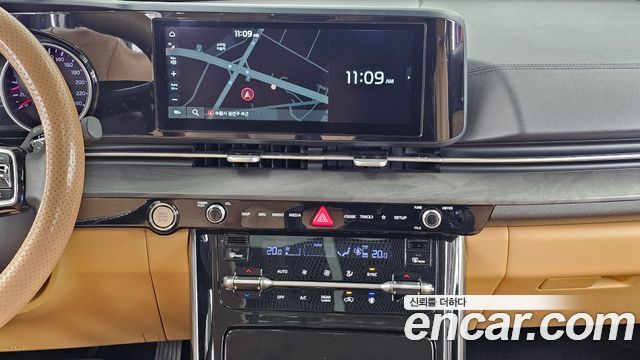 Kia Canival 2021 — photo 26