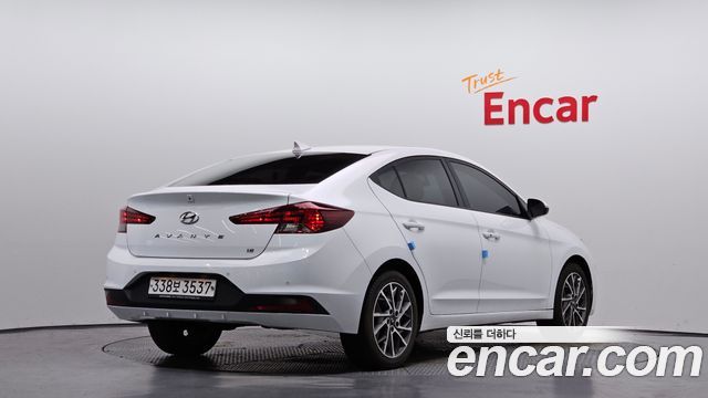Hyundai AVANTE 2020 — photo 2