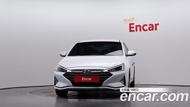 Hyundai AVANTE 2020 — photo 3