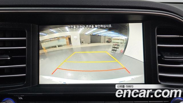 Hyundai AVANTE 2020 — photo 14