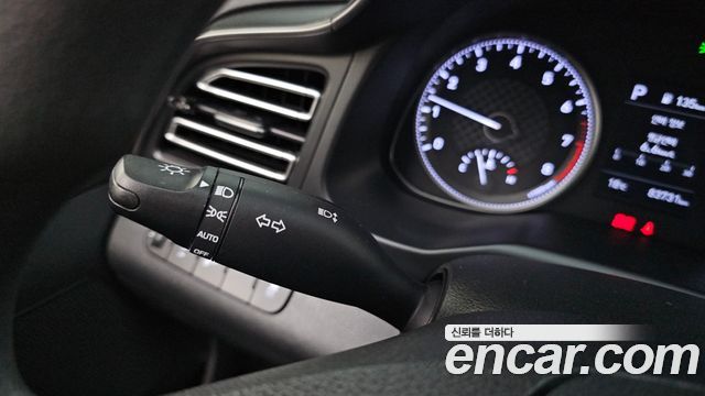 Hyundai AVANTE 2020 — photo 17