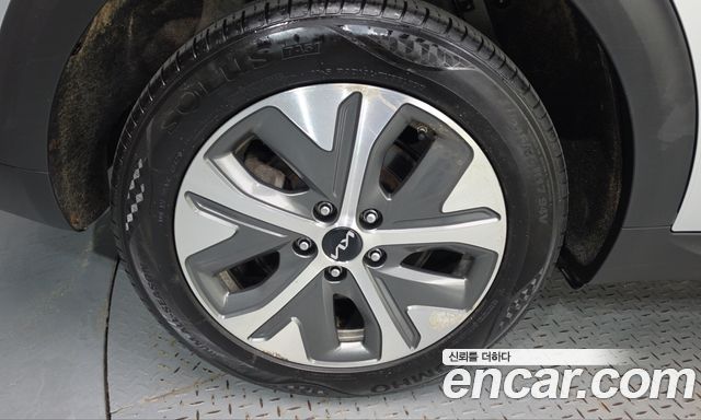 Kia Niro 2023 — photo 5