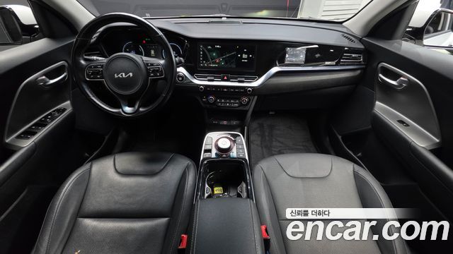 Kia Niro 2023 — photo 10