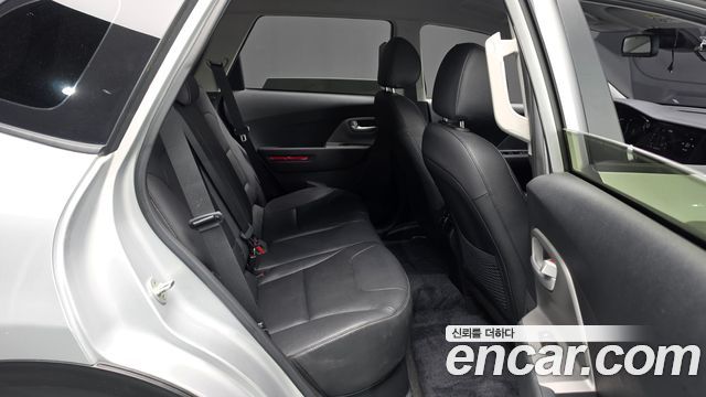 Kia Niro 2023 — photo 17