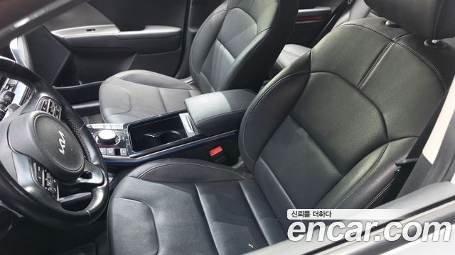 Kia Niro 2023 — photo 31