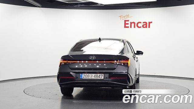 Hyundai AVANTE 2026 — photo 4