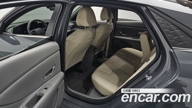 Hyundai AVANTE 2026 — photo 18