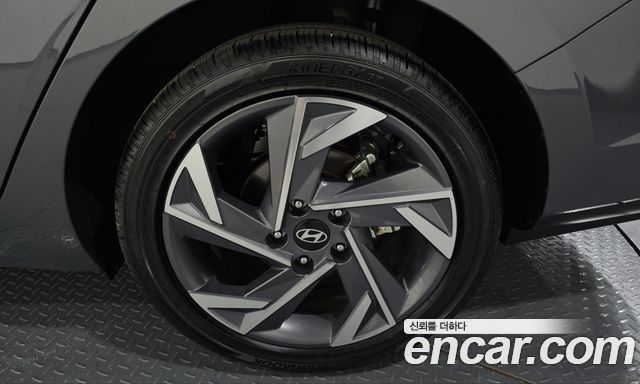 Hyundai AVANTE 2026 — photo 7