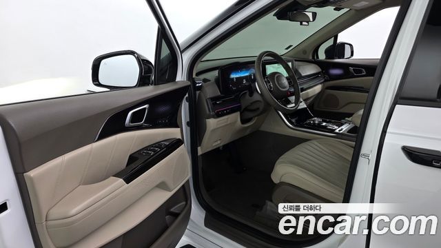 Kia Canival 2023 — photo 13