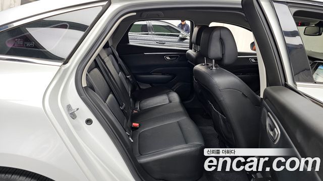 Renault Korea SM6 2016 — photo 12