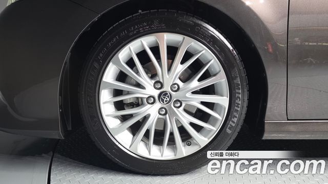 Toyota Camry 2019 — photo 5