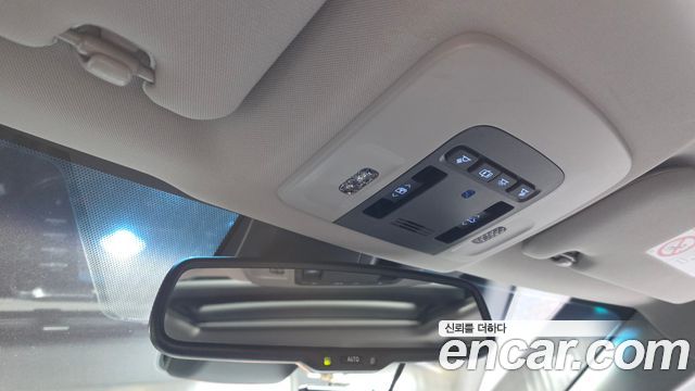 Toyota Camry 2019 — photo 22