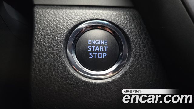 Toyota Camry 2019 — photo 25