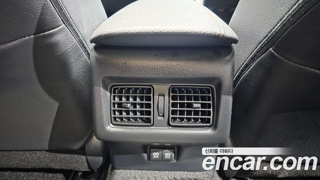 Toyota Camry 2019 — photo 31
