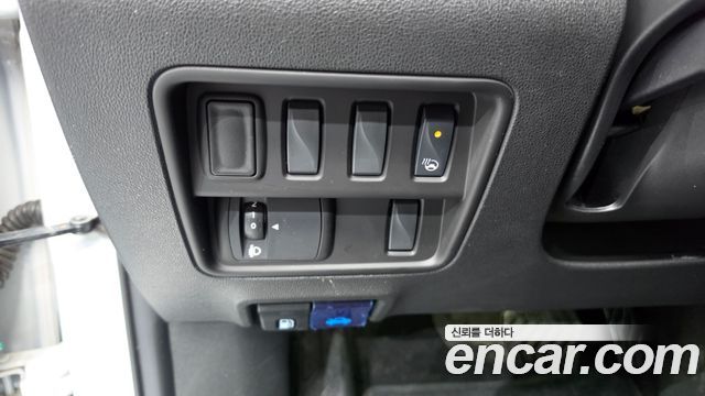 Renault Korea QM6 2023 — photo 26