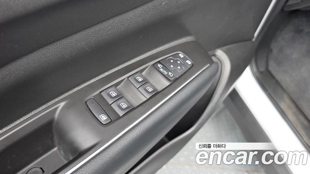 Renault Korea QM6 2023 — photo 28