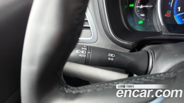 Renault Korea QM6 2023 — photo 29