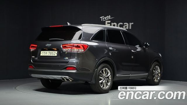Kia Sorento 2015 — photo 2