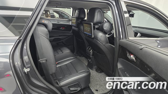 Kia Sorento 2015 — photo 11