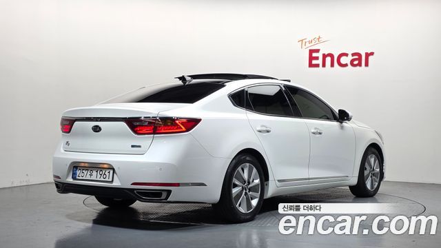 Kia K7 2017 — photo 2
