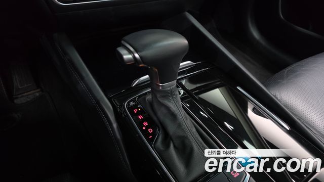 Kia K7 2017 — photo 9