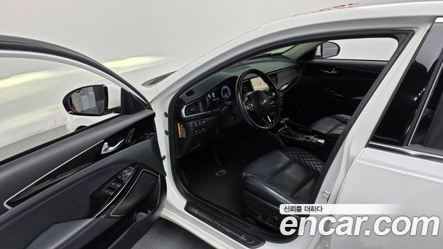 Kia K7 2017 — photo 10