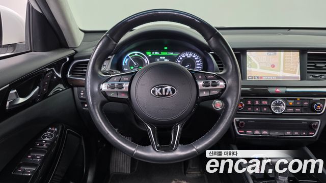 Kia K7 2017 — photo 14