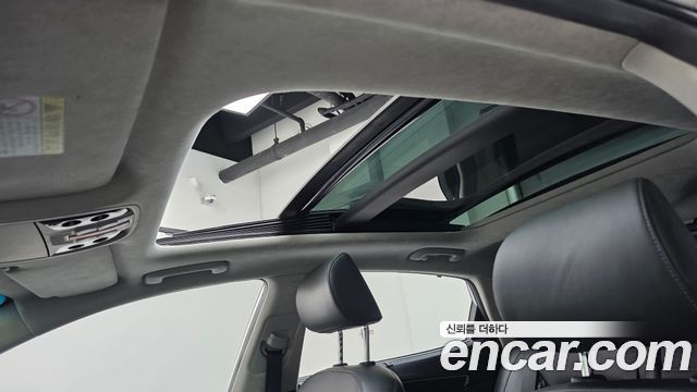 Kia K7 2017 — photo 18