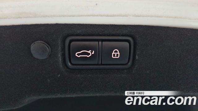 Kia K7 2017 — photo 20
