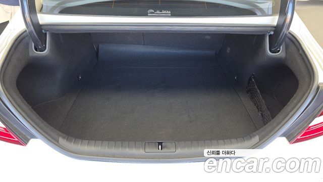 Genesis G70 2025 — photo 24
