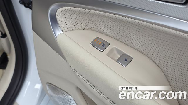 Genesis G70 2025 — photo 30
