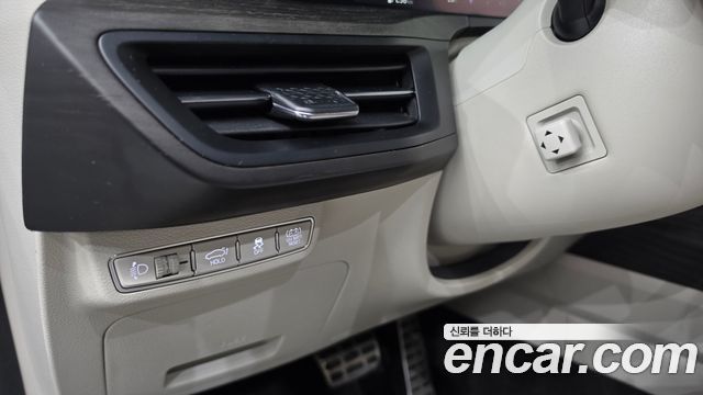 Kia K8 2023 — photo 27