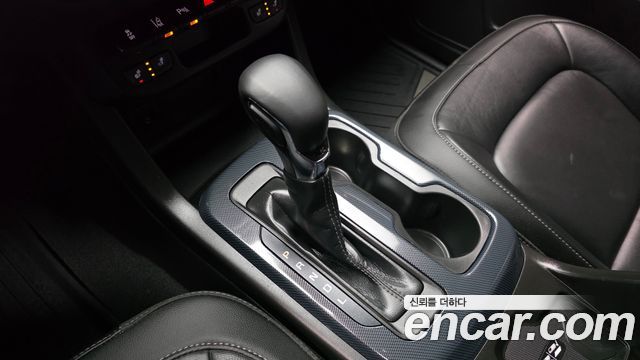 Chevrolet Korea Colorado 2022 — photo 12